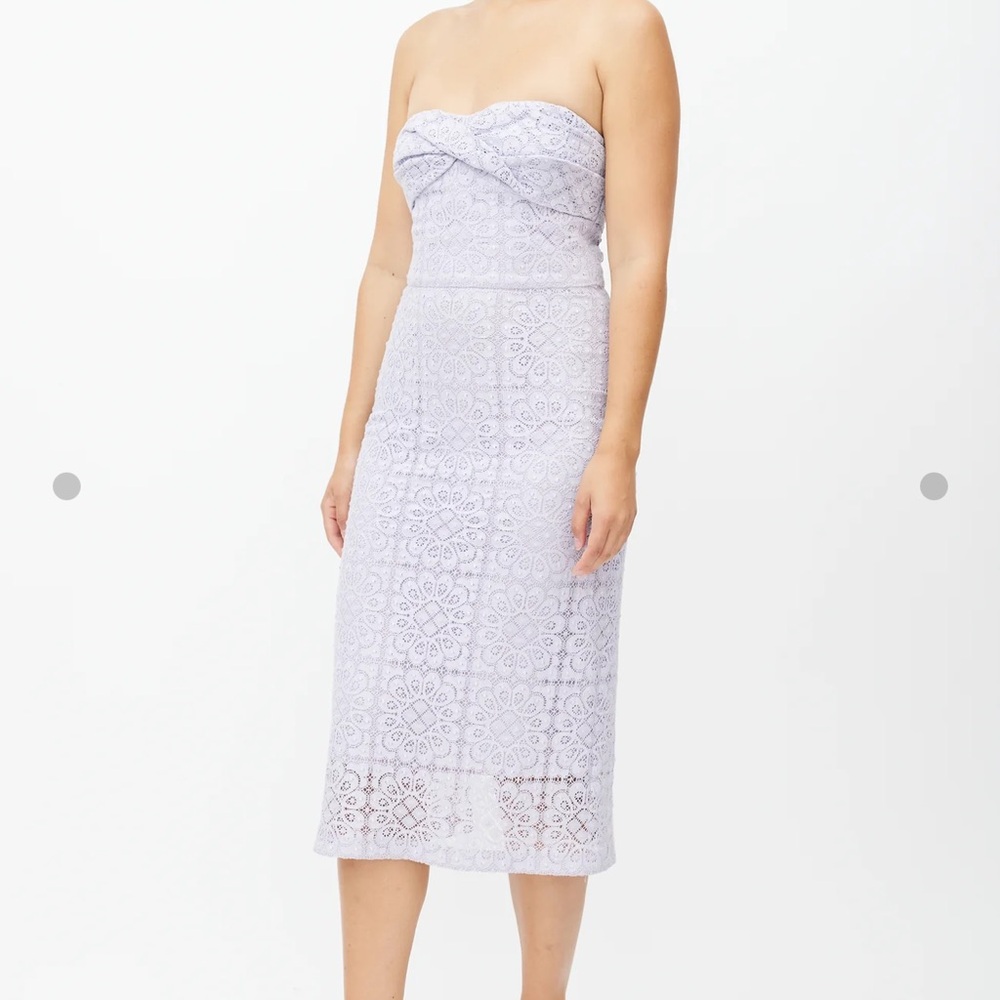 Burberry cocktail dress lilac lace dress
